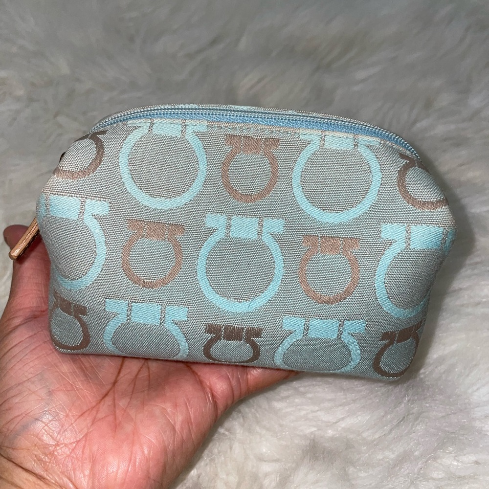 Authentic SALVATORE FERRAGAMO pouch🌸🦋